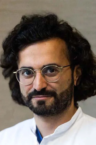 Portrait of Dr. Cem Bulut