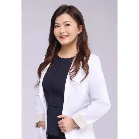Portrait of Jung-Ju Huang