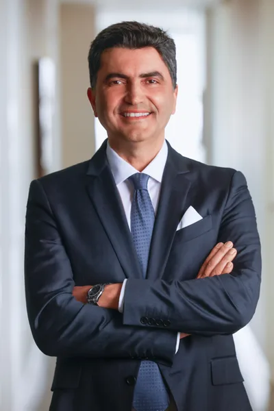 Portrait of Babak Azizzadeh, MD, FACS