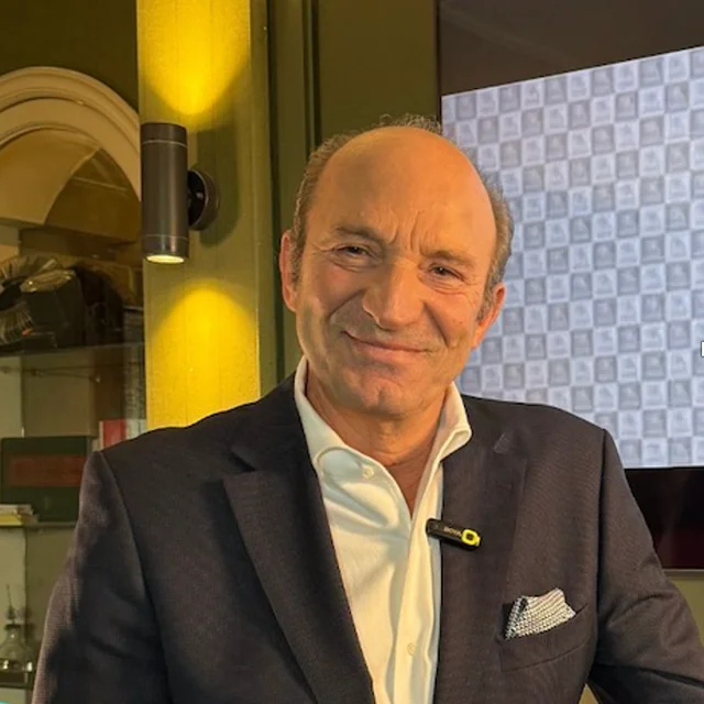 Portrait of Vakis Kontoes