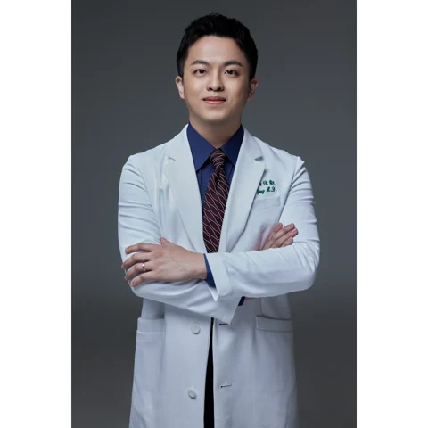 Portrait of Jia-Rui Yang