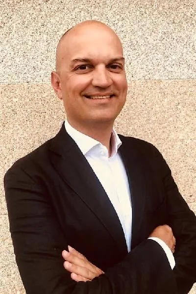 Portrait of Andrés Rodriguez