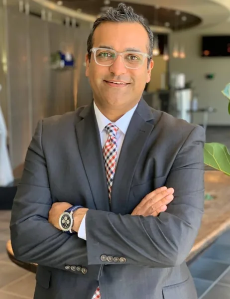 Portrait of Avi Islur