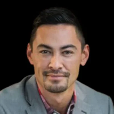 Portrait of Talon Maningas, DO
