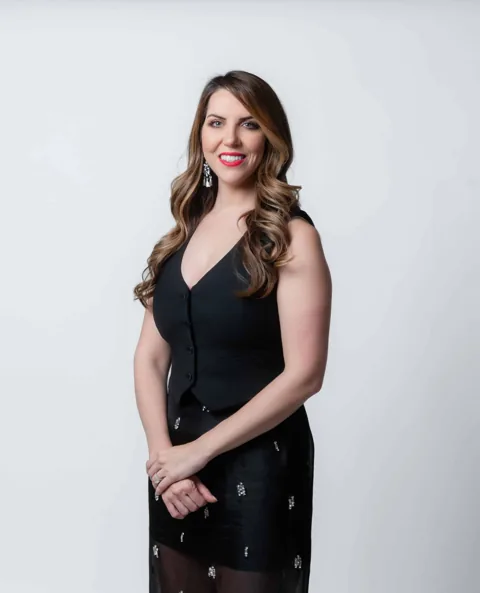 Portrait of Shawna Kleban
