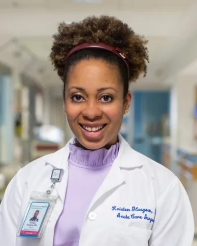 Portrait of Kristen Glasgow-Petela, MD, FACS