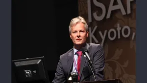 Portrait of Dr. Dirk Richter