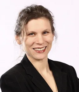 Portrait of Devra Becker